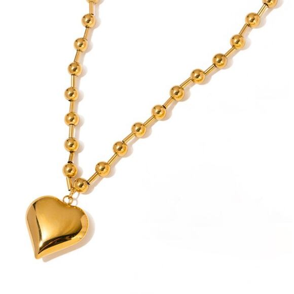 Golden Heart Necklace - Picture 2 of 2